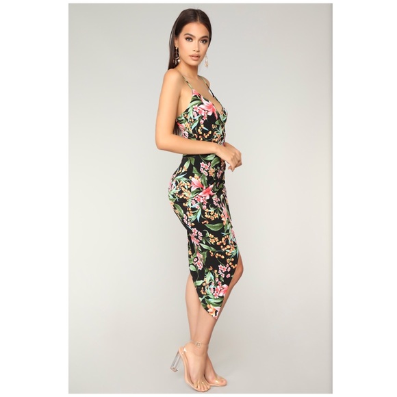 Tropical Sexy Summer Dress 💐 - Picture 3 of 4